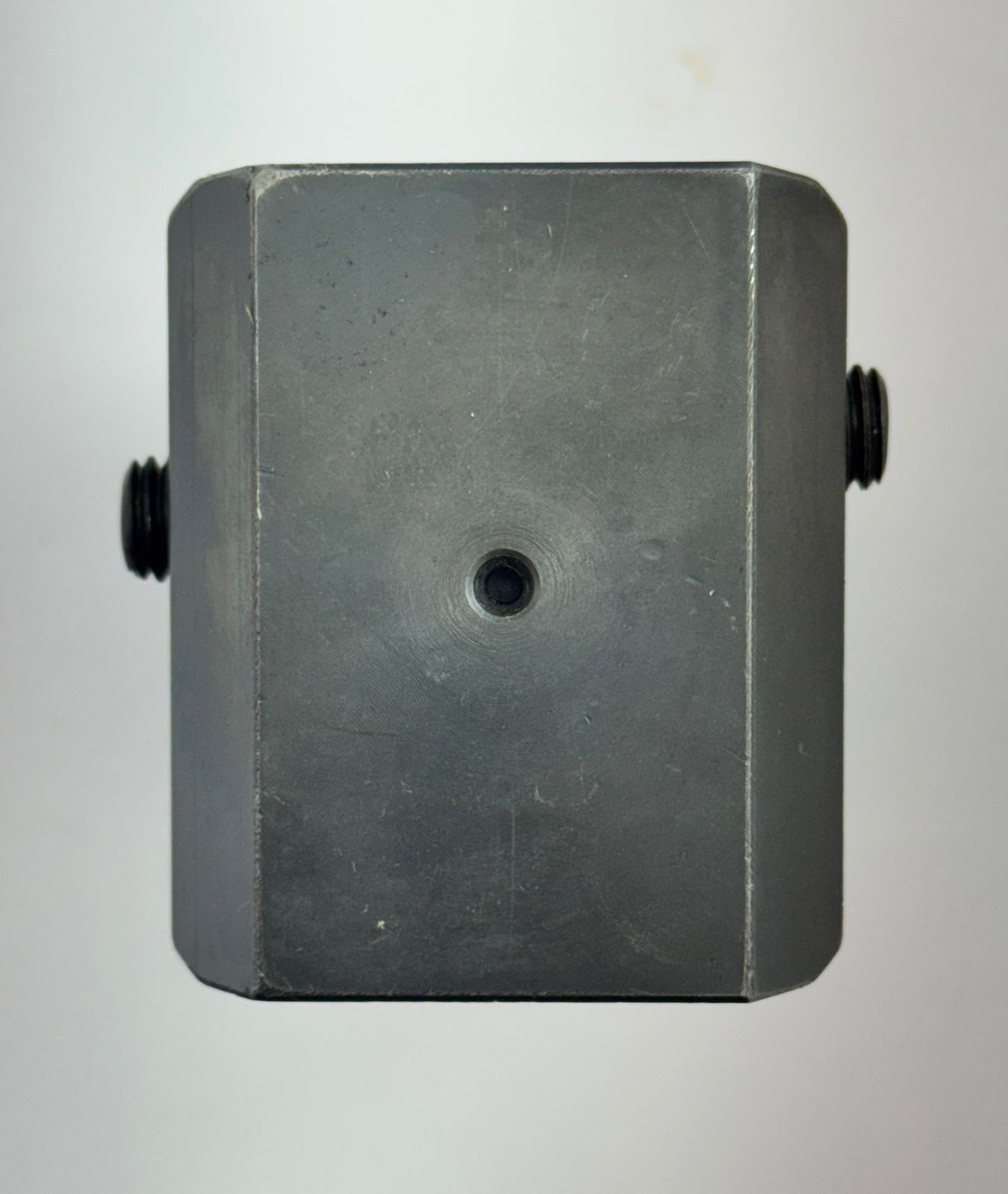 000-469