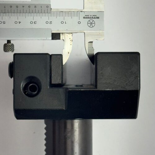 Werkzeugaufnahme  VDI 40 x 22 Queraufnahme  links  lang