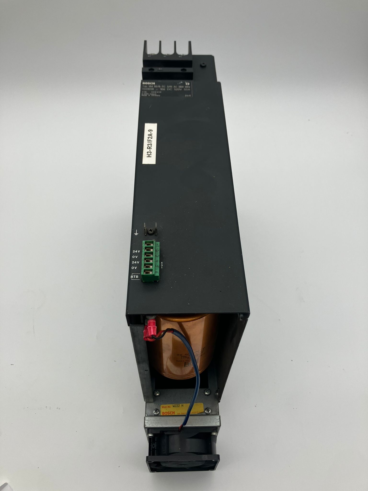 S-821