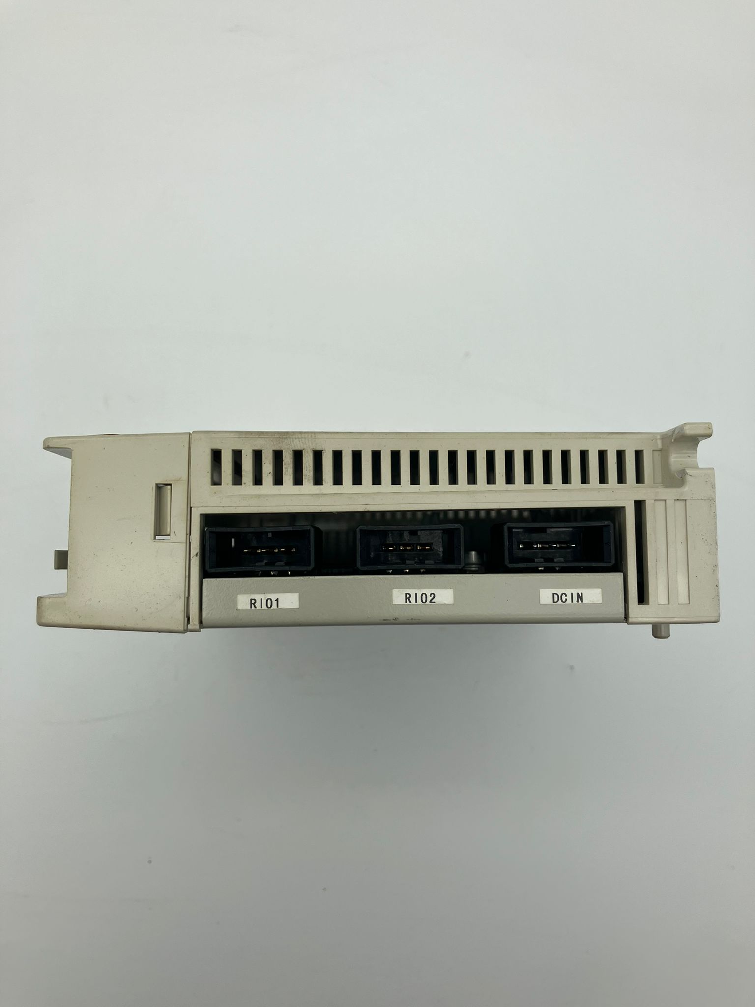 S-832