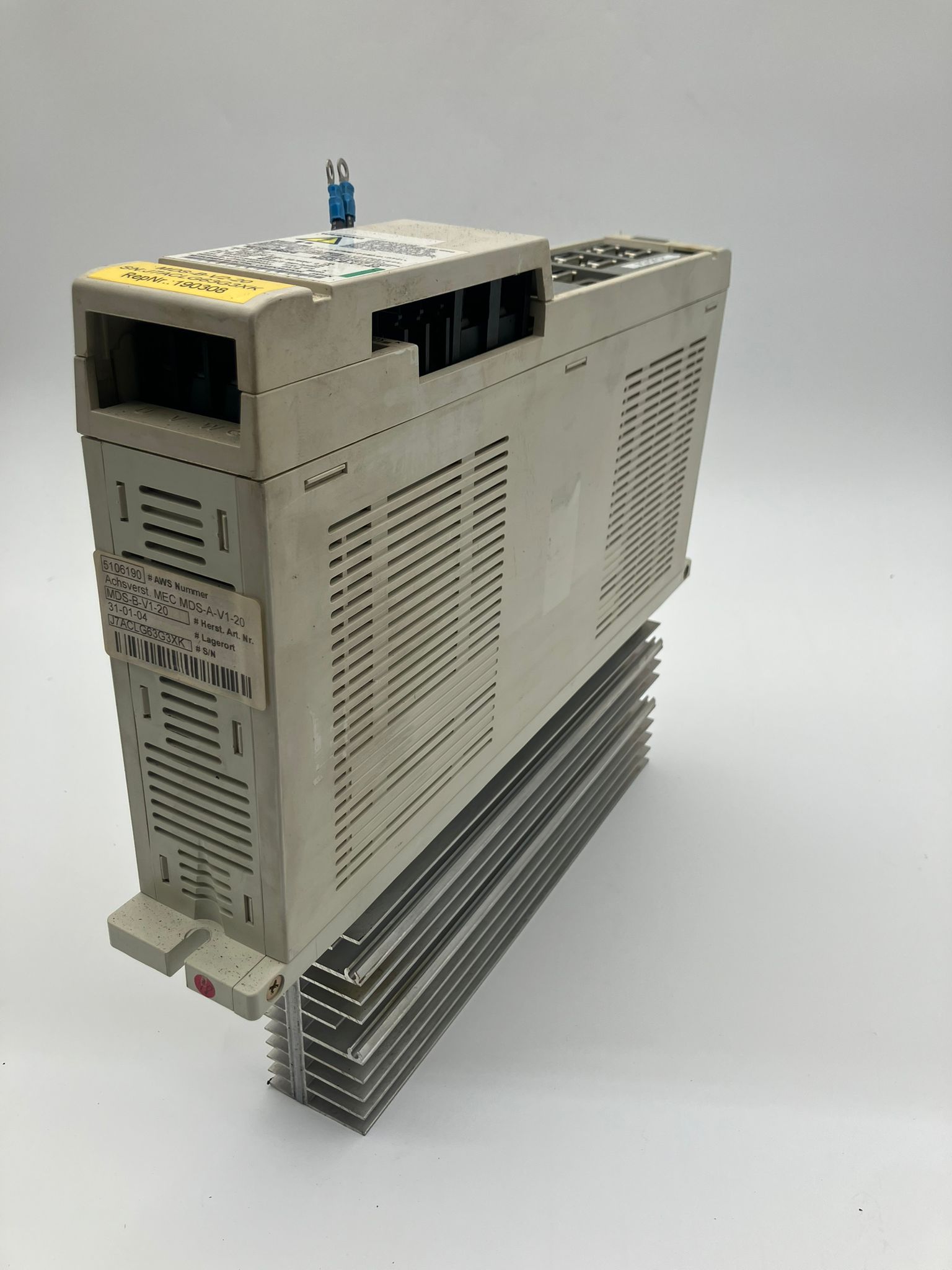 S-811