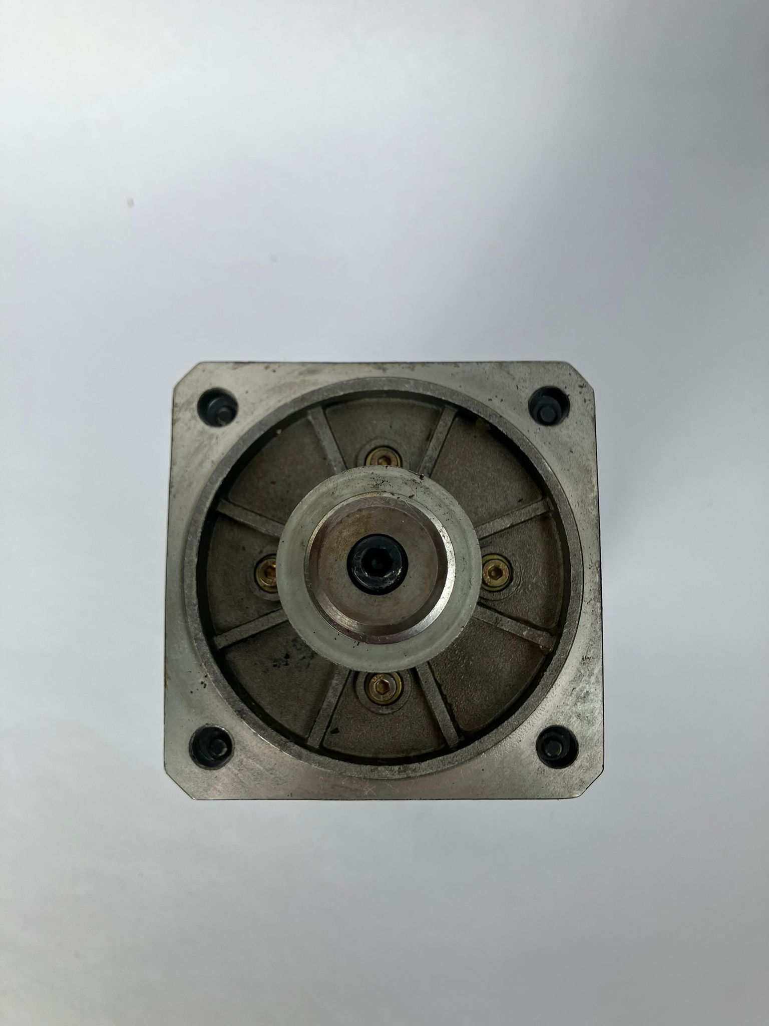 S50-915