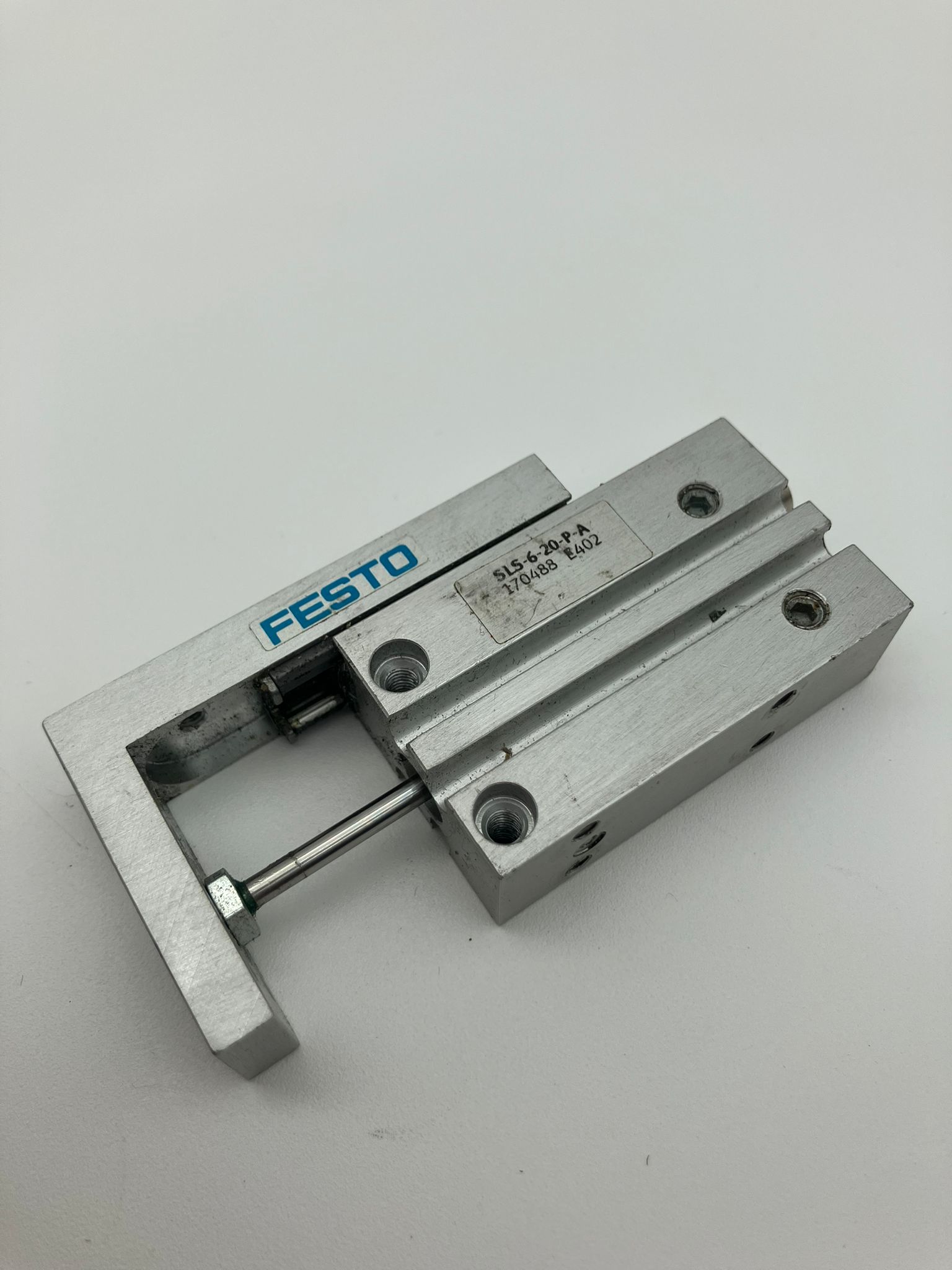 S70-1060