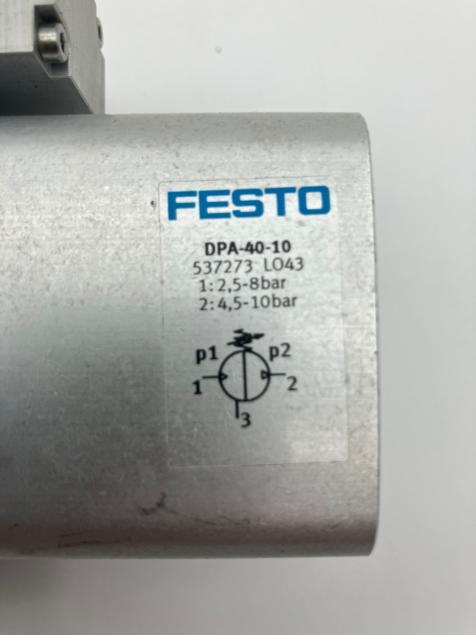 S70-1049